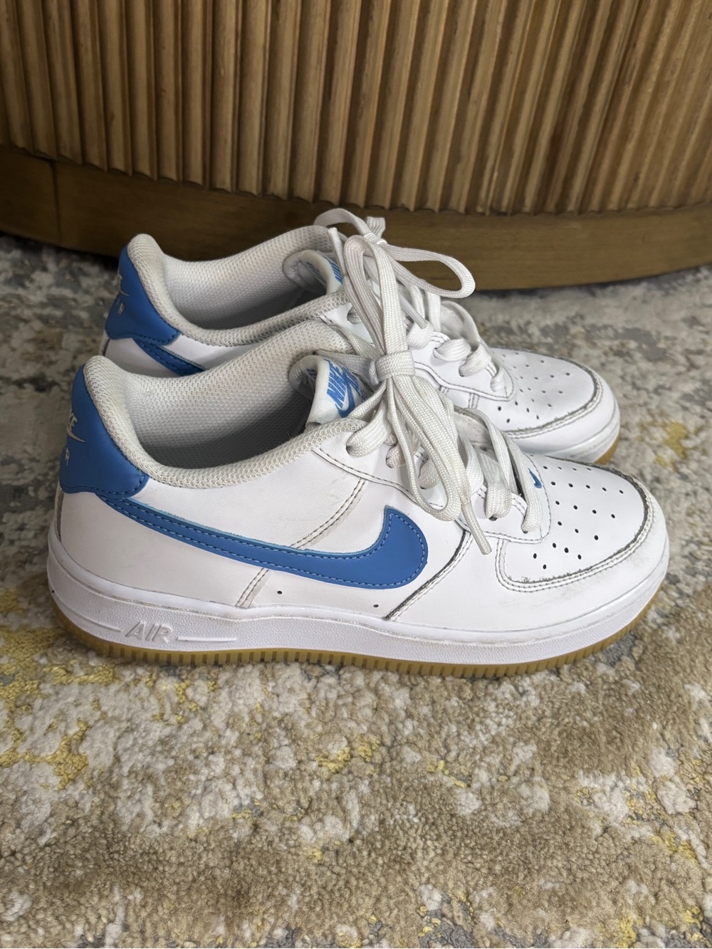 Nike Air Force 1 Low GS White Blue Beyond Gum FV5948-115 Size 4Y Kids
